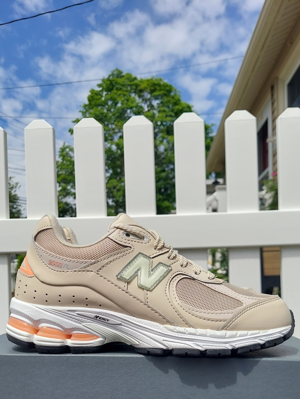 New Balance Beige 2002R Athletic Sneaker Boys Size 4 Womens Size 5.5 NWT Sporty